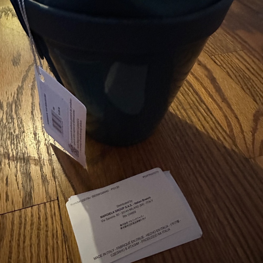 Maison Martin Margiela - Picture 9 of 11
